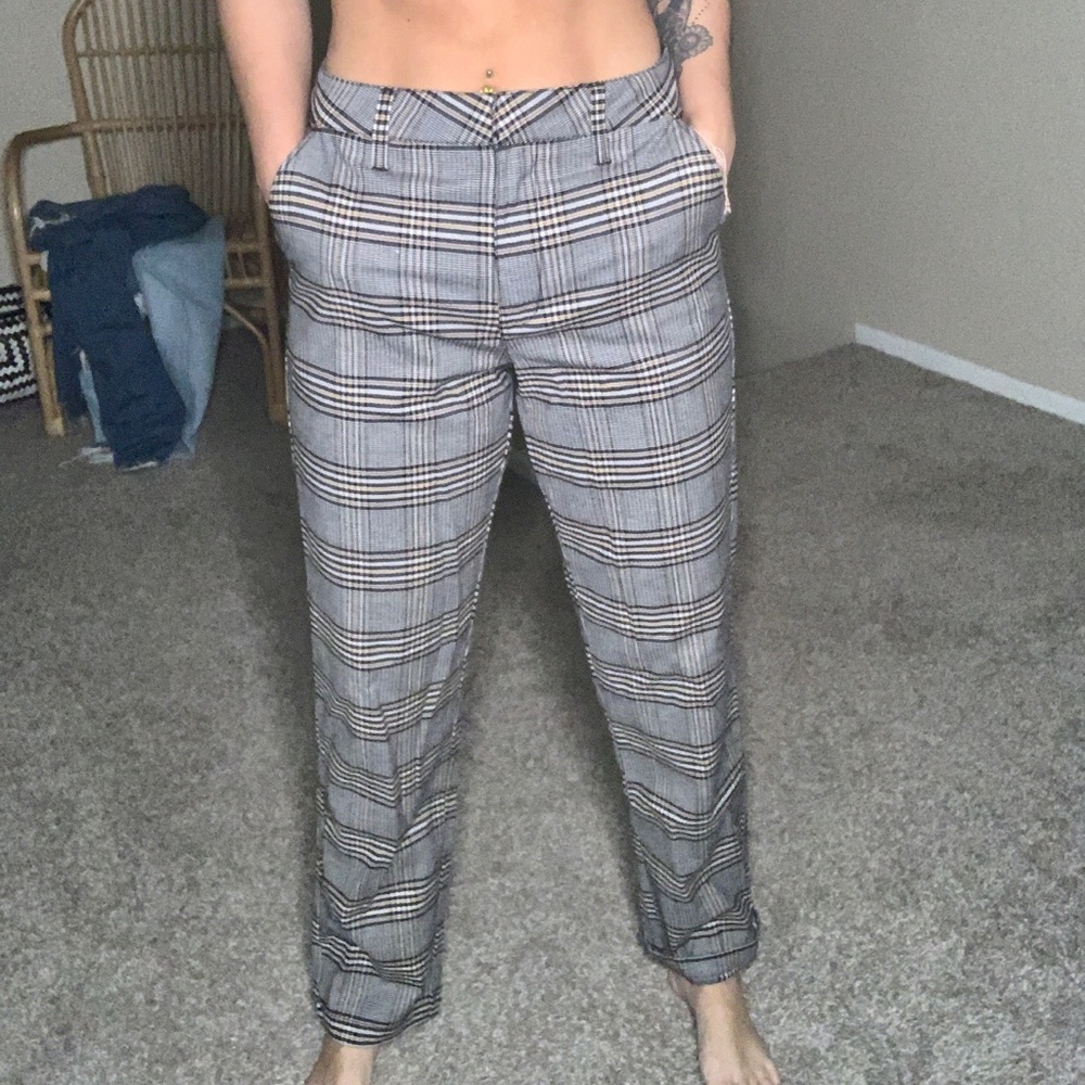 Tapered plaid pants